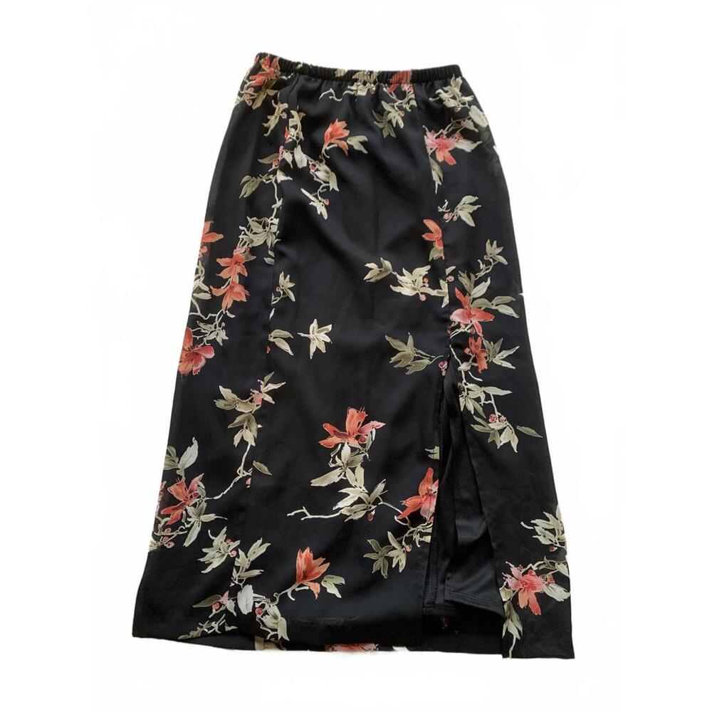 Y2K IN studio floral midi skirt